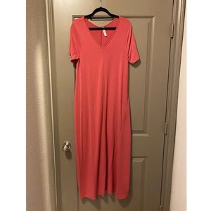 Pink maxi t-shirt dress